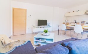 TV - Apartments Mareli (74305-A4) - Pula (Pula)
