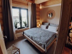 WiFi, bed sheets, wheelchair access - Wiesenchalet Holiday Home – Sauerland with Mountain Views, Private Terrace & Wi-Fi (Schalksmühle)