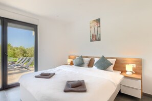 4 habitaciones, internet y ropa de cama 