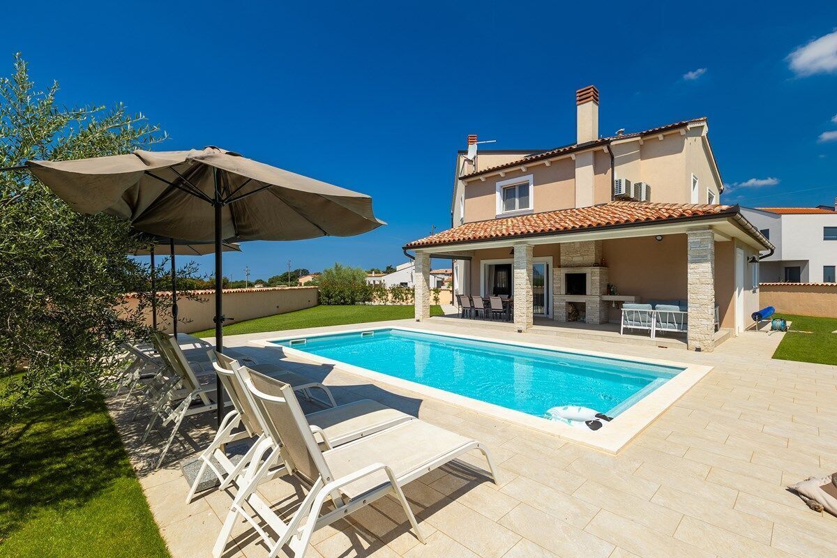 حمام سباح ة