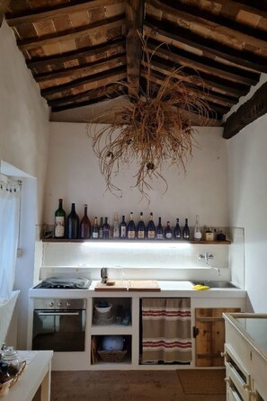 Fridge, oven, cookware/dishes/utensils - Von der Festung zum Meer" - Ihr Zuhause in San Leo by Interhome (San Leo)