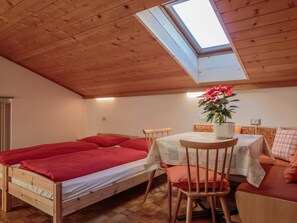 Dining - mit privatem Balkon by Interhome (Ortisei St Ulrich)