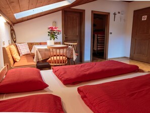 Internet - mit privatem Balkon by Interhome (Ortisei St Ulrich)