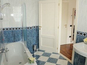 Towels - Ferienvilla 'Villa Panoramica by Interhome (Limone sul Garda)