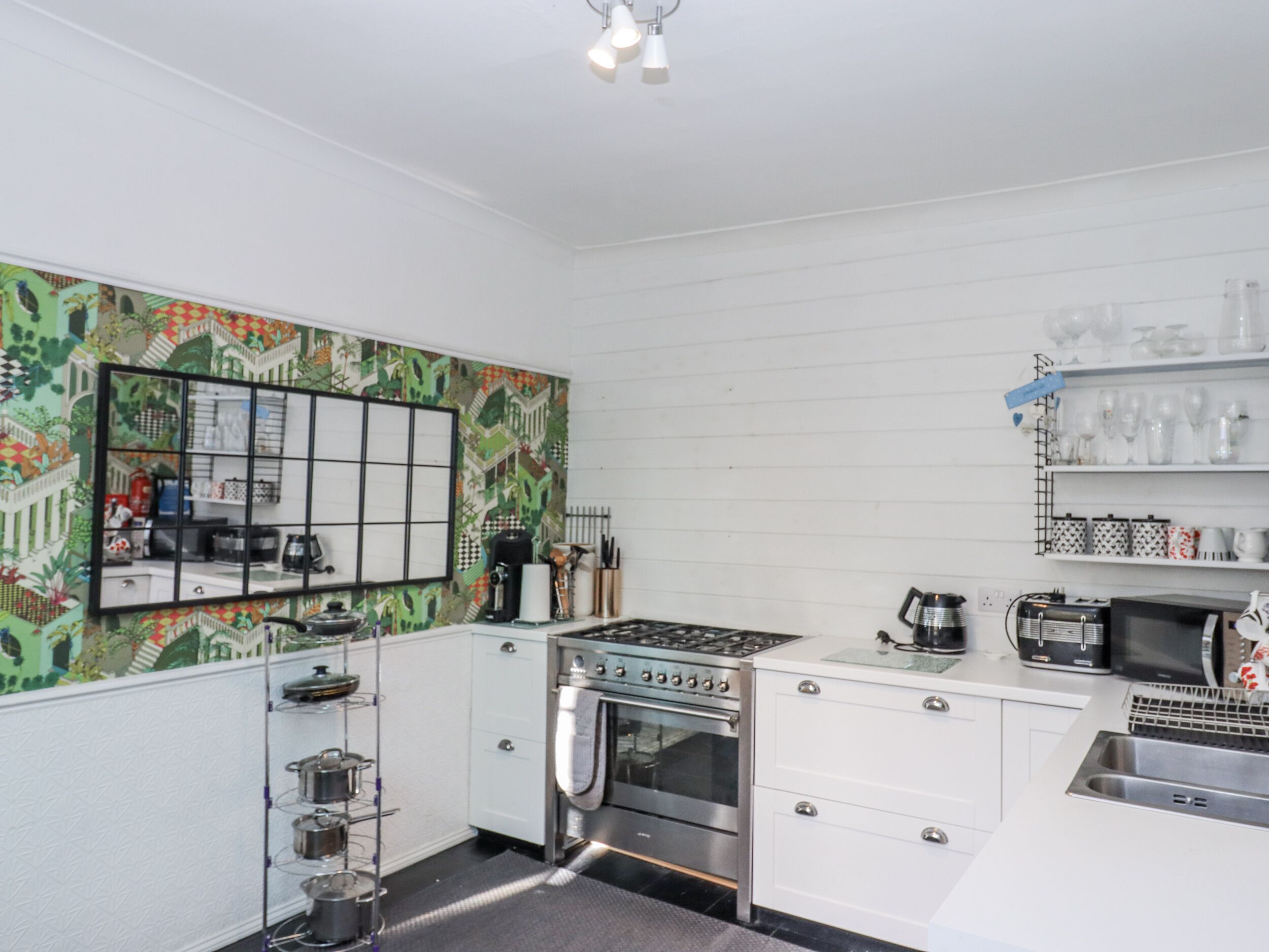 Utensilis de cuina, vaixella i coberteria 