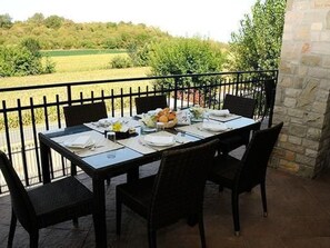 Outdoor dining - 'Villa Panoramica by Interhome (Limone sul Garda)