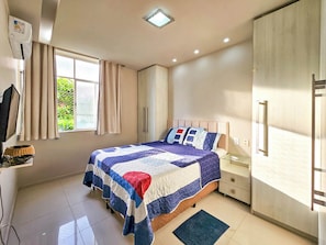 Apartment | 3 bedrooms - Apto com 3 Quartos Ar e Wi-fi a 100m da Praia (Salvador)