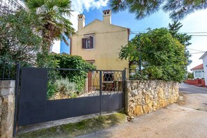 Exterior - House Mladen (74401-K1) - Medulin (Medulin)