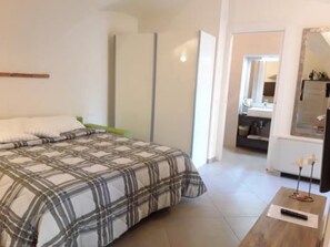 Bedroom - 'Ca' due Olivi' mit Terrasse by Interhome (Toscolano)