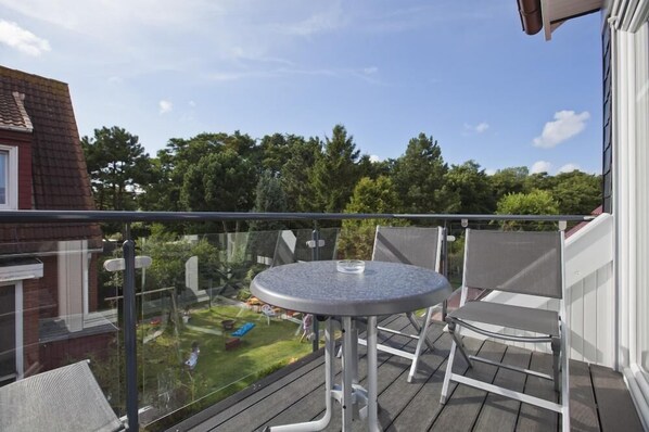 Outdoor dining - Deichresidenz 6 on Norderney (Norderney)