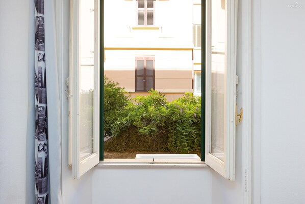 Interior - Rental in Rome Faleria Second Apartment (Rome)