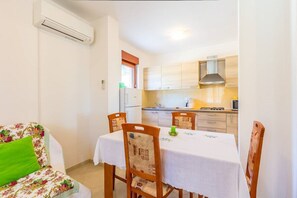 Dining - Apartments Racchi (76091-A2) - Banjole (Banjole)