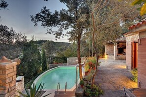 A heated pool - Villa Mala Villa (V3489-K1) - Krnica (Pula) (Krnica (Pula))