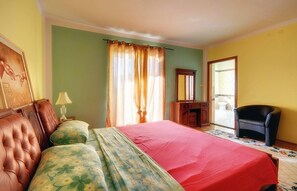 4 habitaciones, internet y ropa de cama 