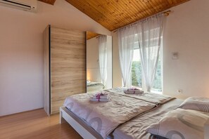 Internet, bed sheets - Casa Kujići (V3508-K1) - Krnica (Pula) (Krnica (Pula))