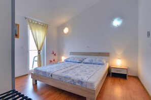 4 slaapkamers, internet, beddengoed