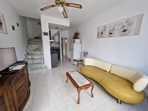TV - Casa Alegria by Interhome (Castillo de Don Juan)