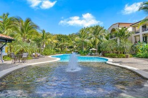 Pool - Wake Up in Paradise, Amazing 3BDR Condo Near Beach (Coco)