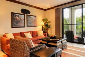 TV - Wake Up in Paradise, Amazing 3BDR Condo Near Beach (Coco)