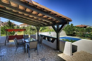 Outdoor dining - Villa Ruža (V3832-K1) - Liznjan (Liznjan)