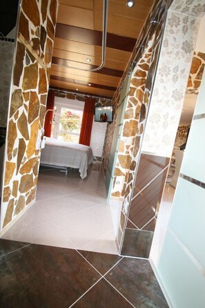 2 Schlafzimmer, Internetzugang