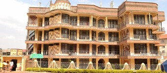 Barthos Hotel