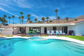 Piscina