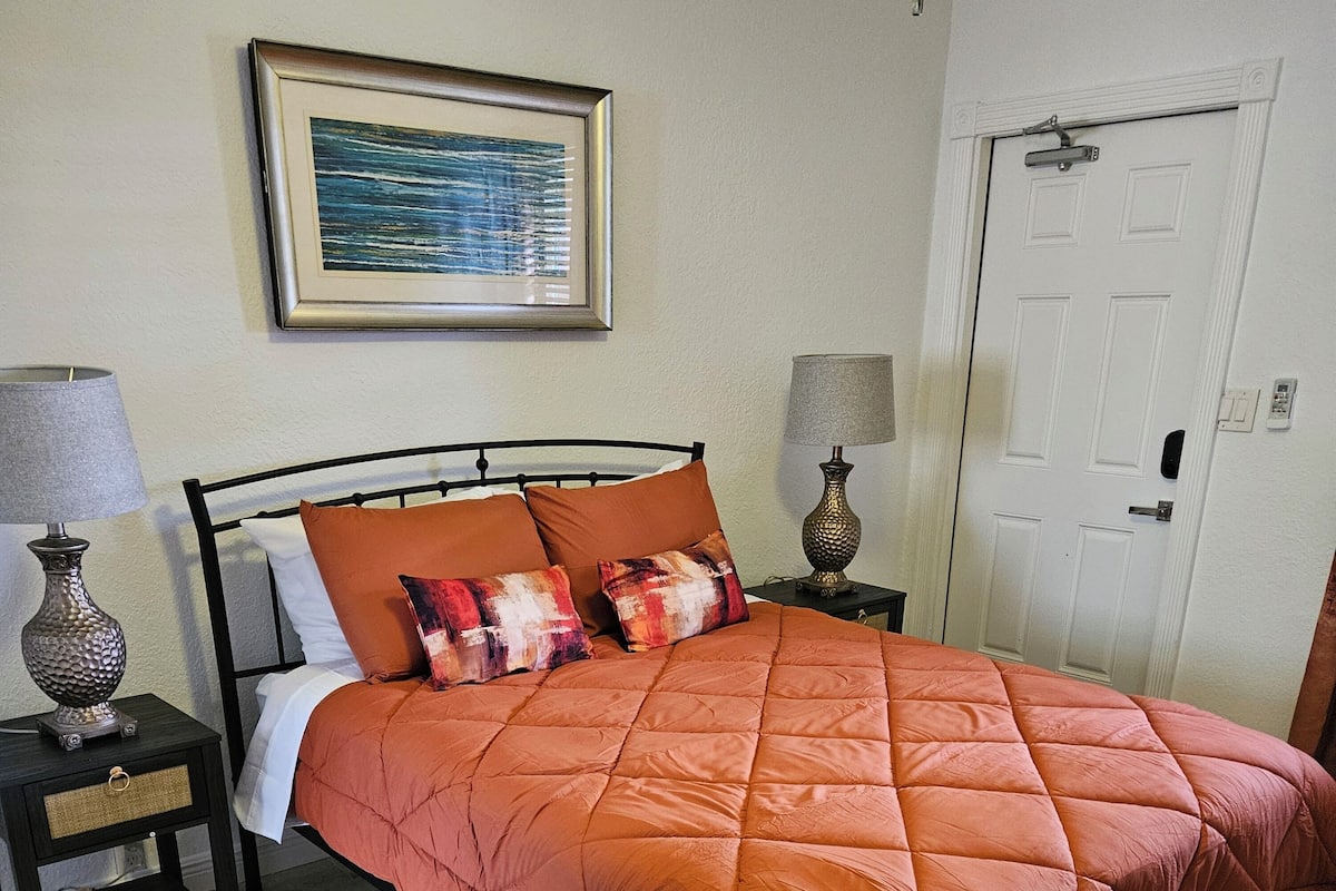 Signature Single Room