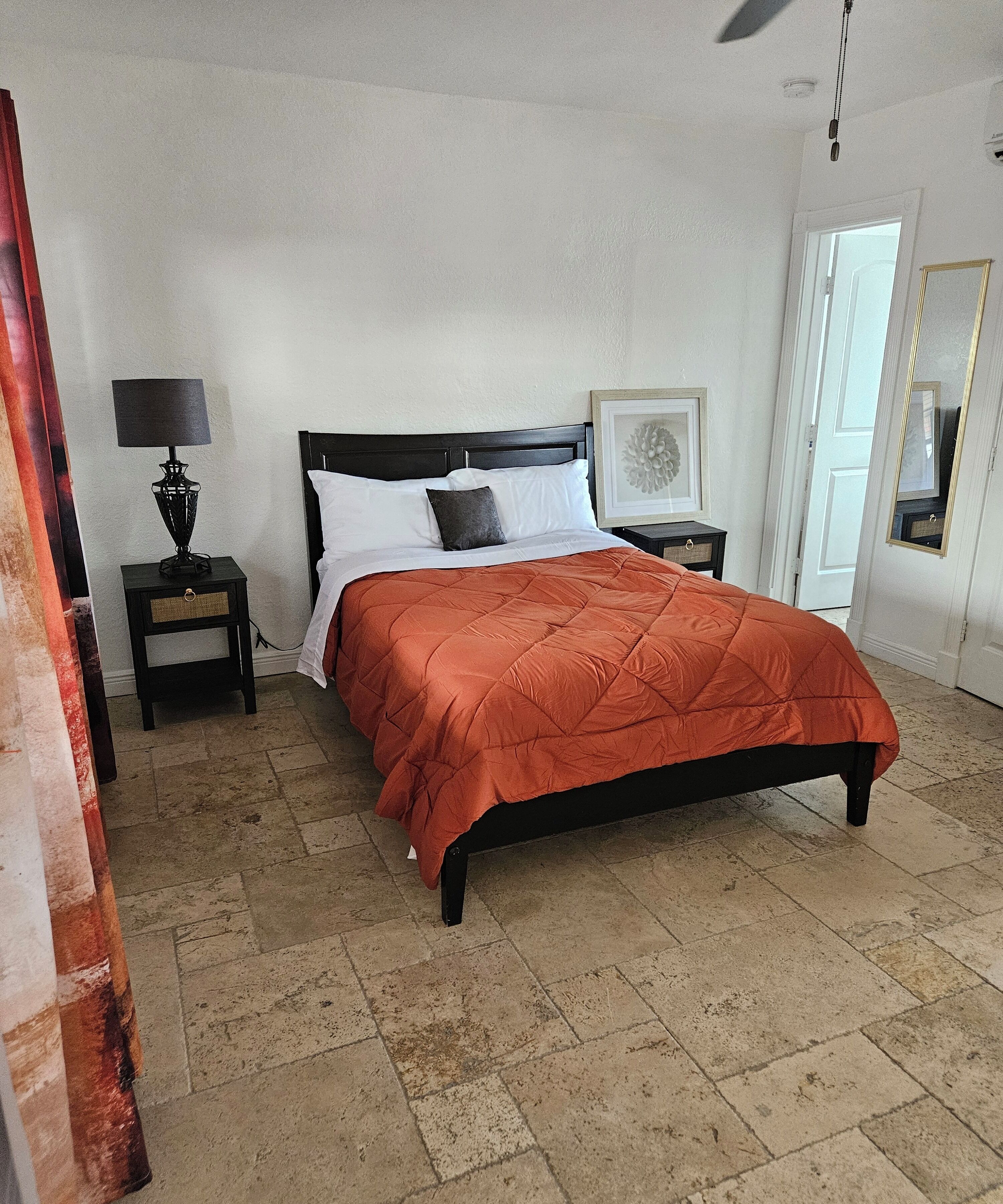 Panoramic Single Room