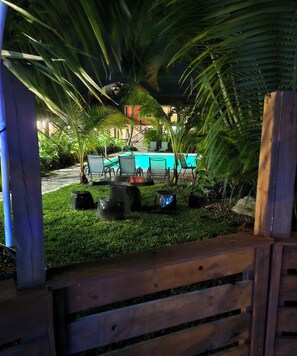 Property grounds - Blue Heron Bridge Hotel & Dive Club (Riviera Beach)