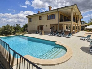 Pool - Ferienvilla mit Garten, Grill und Terrasse by Interhome (Campanet)