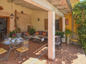 Outdoor dining - Vacation home "Sini by Interhome (Búger)