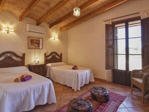 Spa - Charmantes Ferienhaus in Búger mit Privatem Pool by Interhome (Búger)