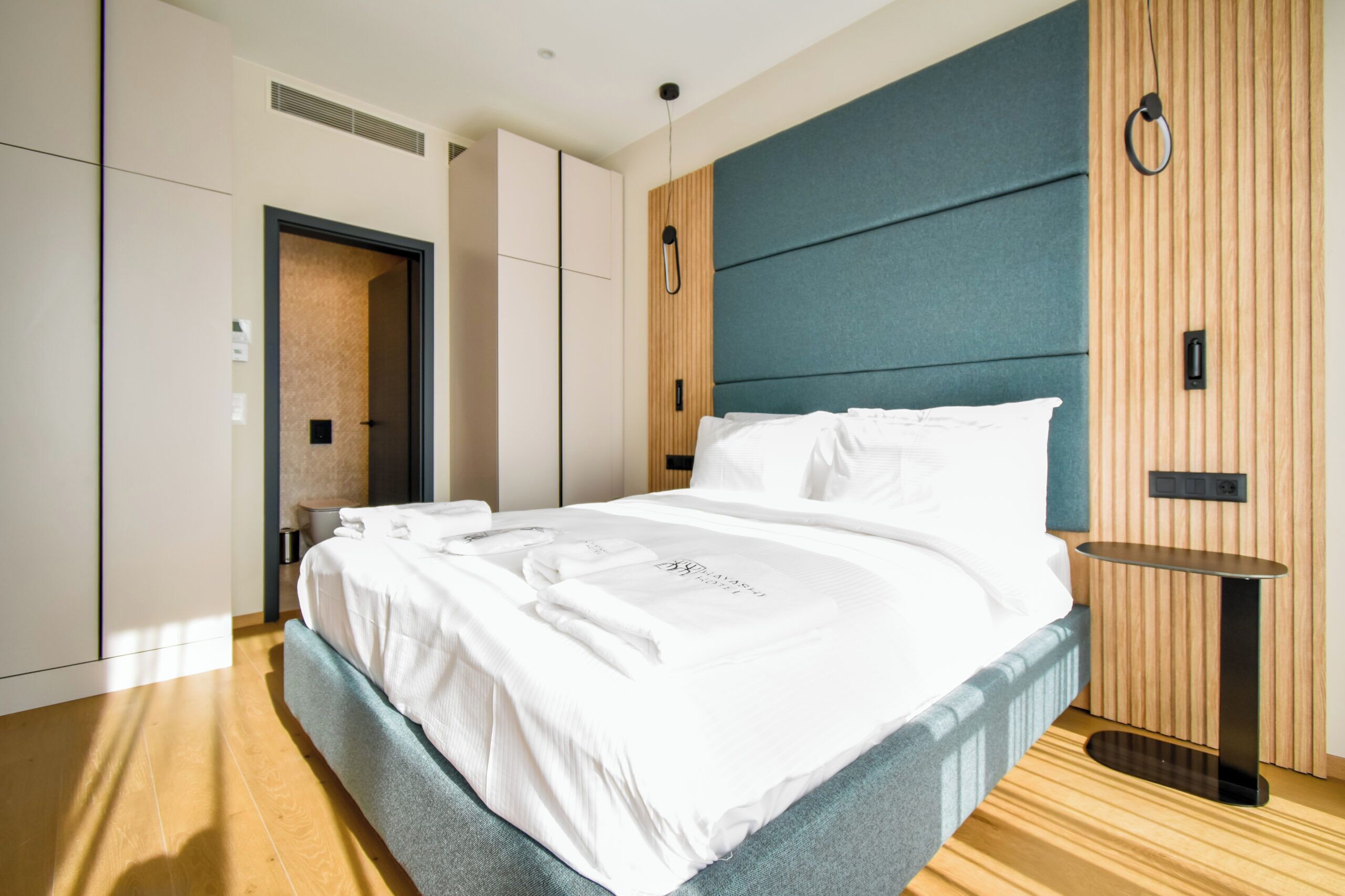 Iron/ironing board, WiFi (free), bed sheets