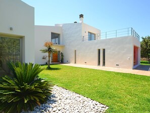 Exterior - Wunderschönes Ferienhaus in Binissalem mit Priva by Interhome (Binissalem)