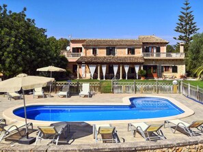 Pool - Haus in Costitx mit Pool für 12 Personen by Interhome (Costitx)