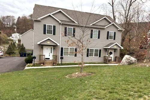 Luxury home near West Point