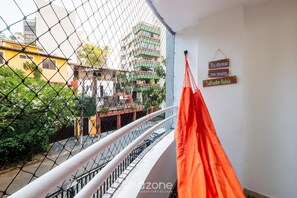 Property grounds - Apt w/ Balcony Near the Sea, Rio Vermelho Vnn0101 (Salvador)