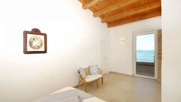 2 bedrooms, in-room safe, iron/ironing board, travel cot