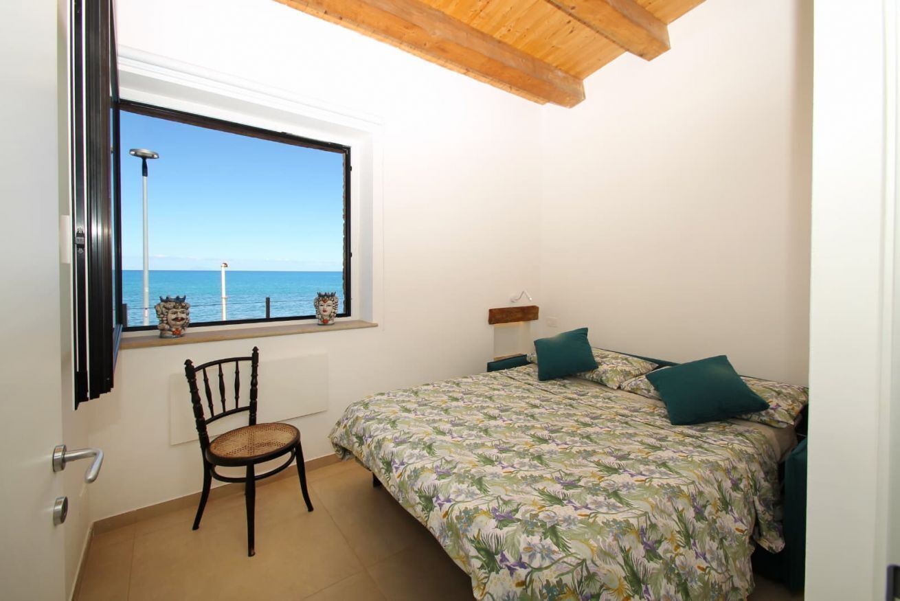 2 bedrooms, in-room safe, iron/ironing board, travel cot