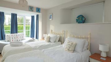 3 bedrooms, individually decorated, individually furnished, free WiFi