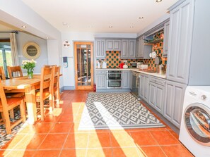 Dining - Peters Lea (Bakewell)