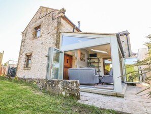 Exterior - Peters Lea (Bakewell)
