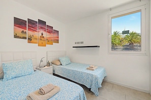 3 bedrooms, WiFi, bed sheets - Vacation Home 'Casa Reina' with Wi-Fi (Playa Blanca)