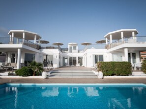 Pool - Villa "Boutique Experience" by Interhome (Armeñime)