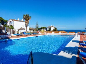 Pool - Appartement-Villa, Beach Front by Interhome (Calahonda)