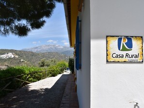 Exterior detail - Villa mit privatem Pool by Interhome (Sayalonga)