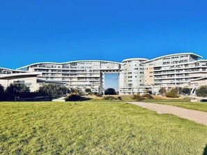 Exterior - Apartment with sea and garden view in La Rochelle (La Rochelle)