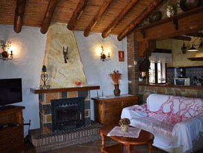 Fireplace - Finca Algarabia mit privatem Pool by Interhome (Competa)