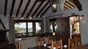 Dining - Finca Angarilla mit privatem Pool by Interhome (Competa)